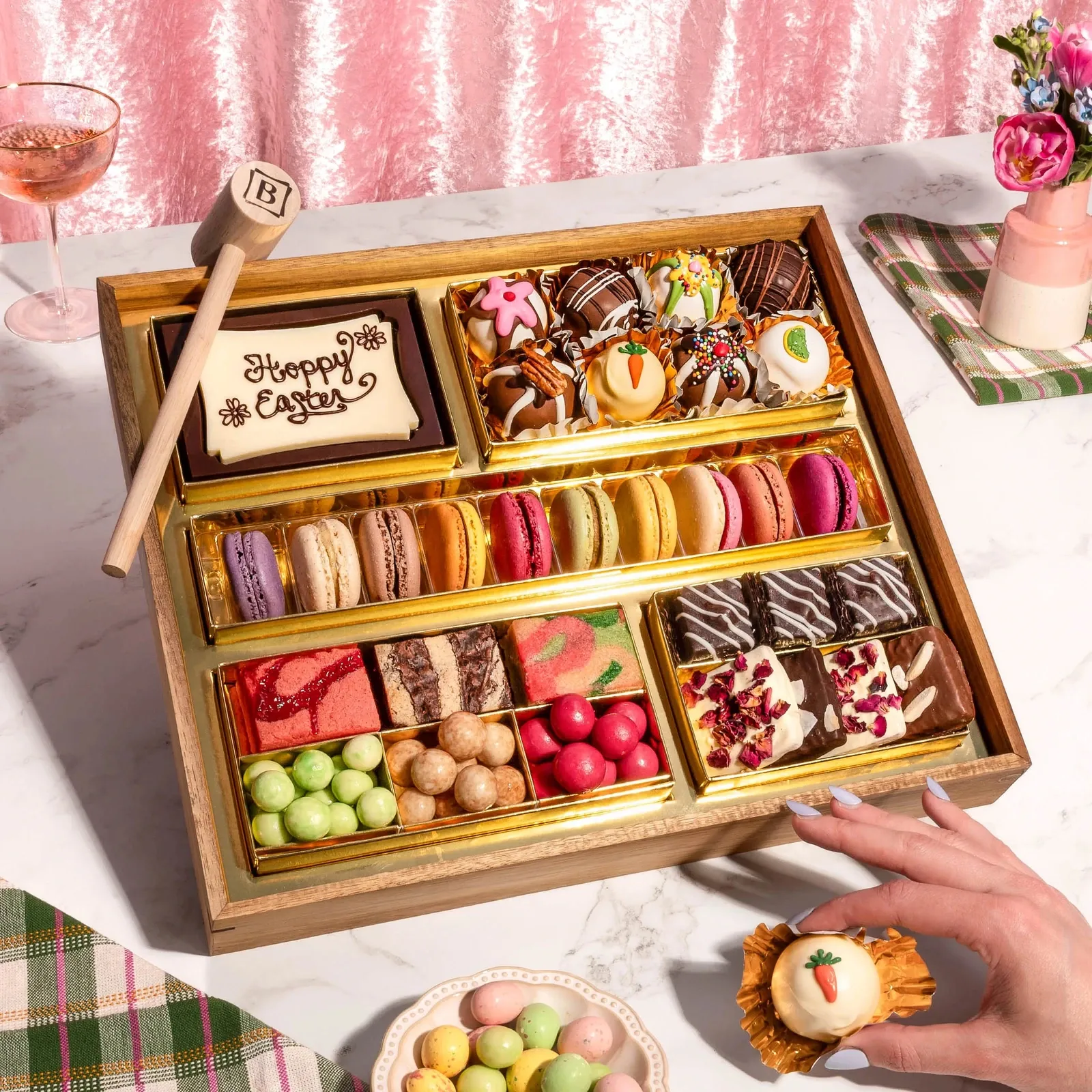 [KN] Easter Dessert Board Medium (Fresh Board)
