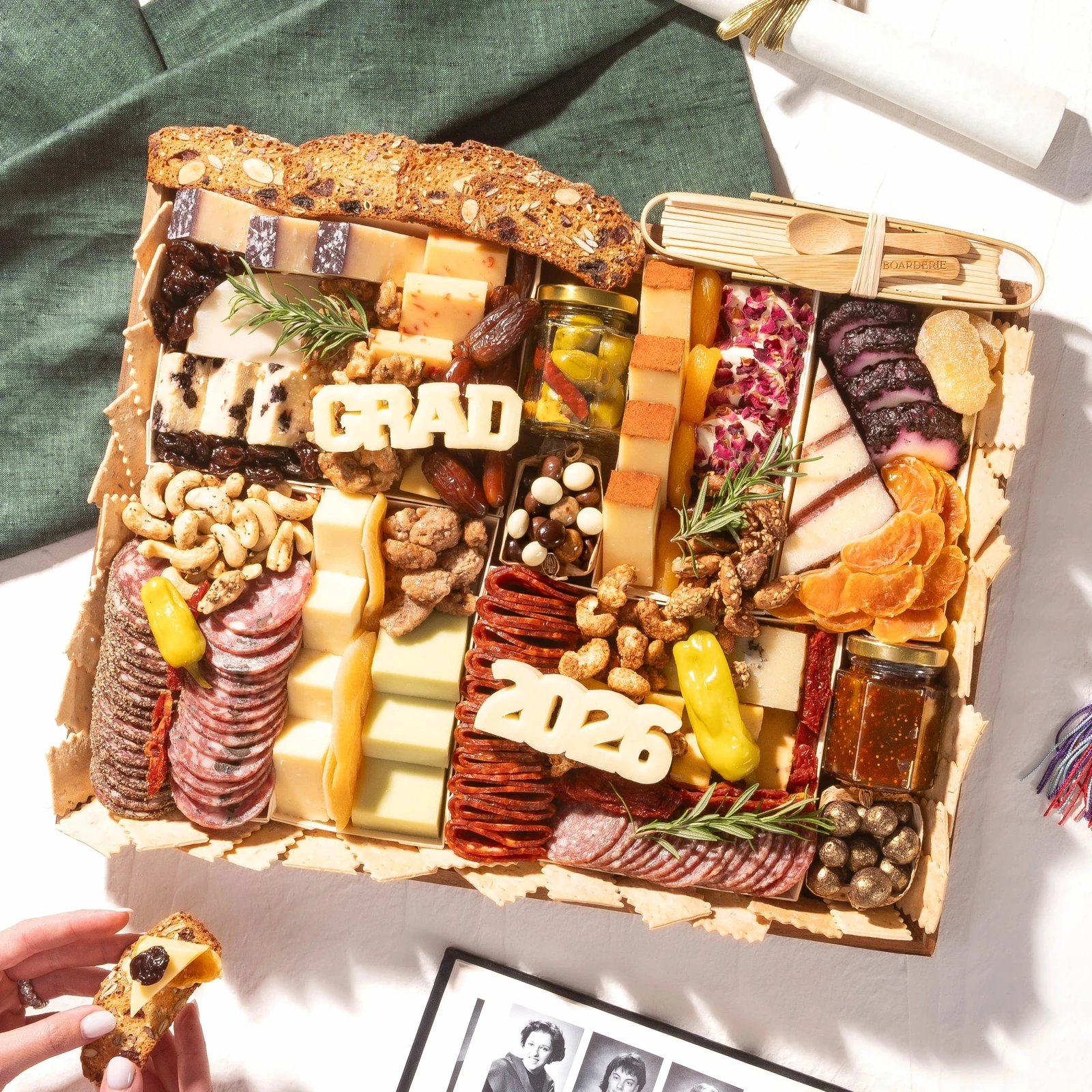 [KN] Graduation Large Cheese & Charcuterie Board - E-Gift (E-Gift)