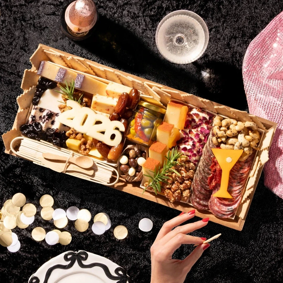 [KN] New Year's Medium Cheese & Charcuterie Board - E-Gift (E-Gift)