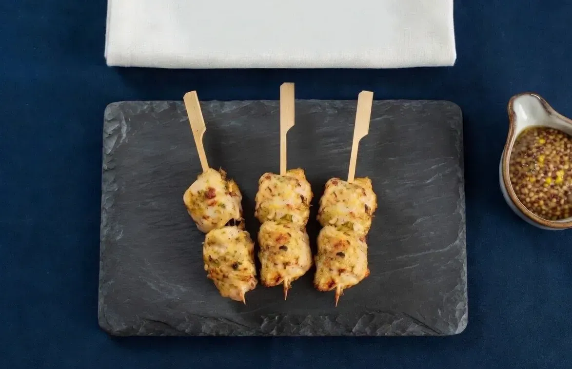 Кейтеринг Покровка: Мини-шашлычок из куриного филе — доставка в Нижнем Новгороде