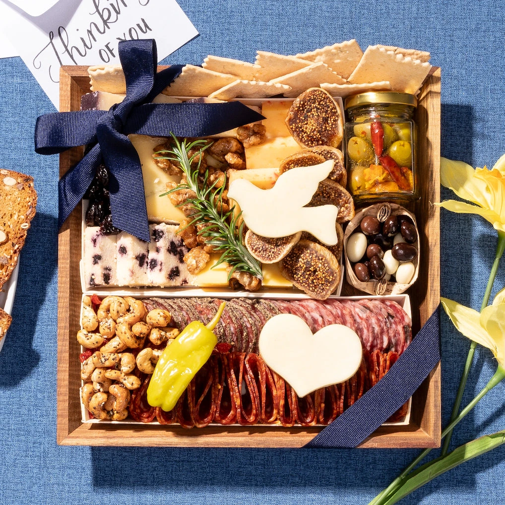 [KN] Sympathy Classic Cheese & Charcuterie Board - E-Gift (E-Gift)