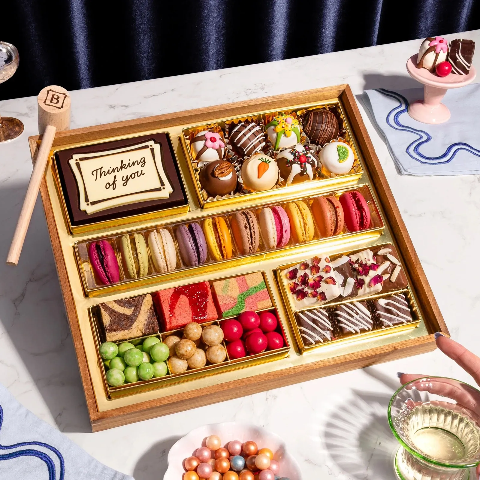 [KN] Thinking of You Dessert Board Medium (Fresh Board)